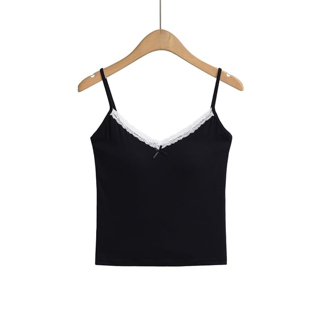 Padded Lace Trim V-Neck Crop Camisole Top