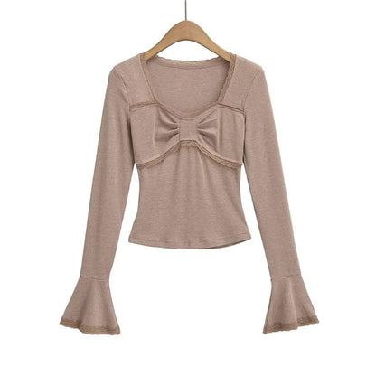 Ruched Scoop Neck Lace Trim Slim Fit Crop Tee