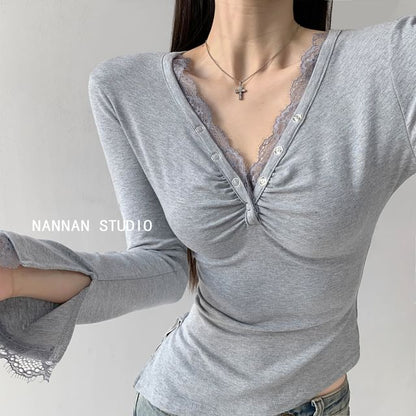 Asymmetric Lace-Trim V-Neck Crop Tee
