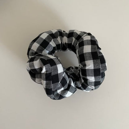 Padded Scrunchie Plaid