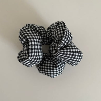 Padded Scrunchie Plaid