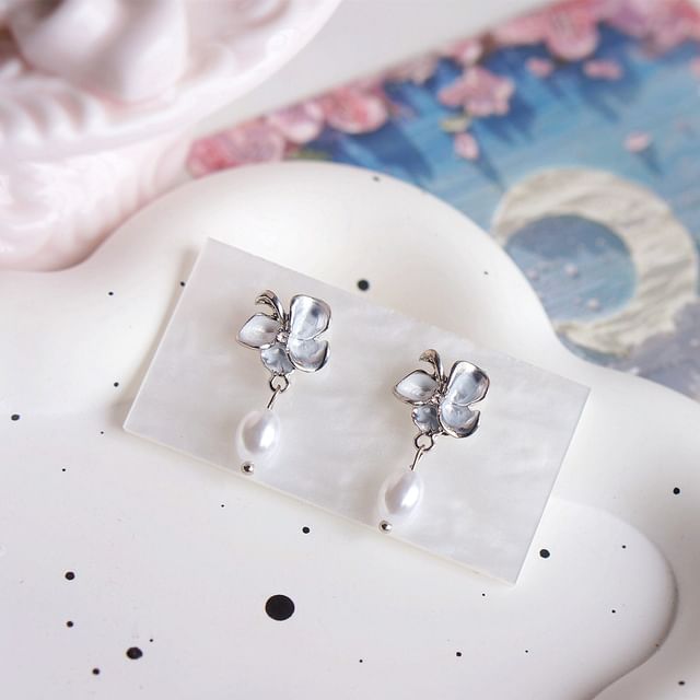 Faux Clip-On / Pearl Butterfly Earring Drop