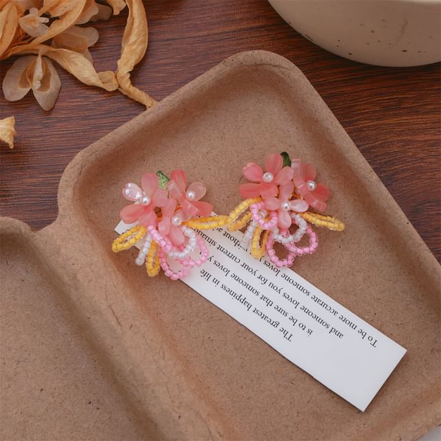 Faux Clip-On / Beaded Ear Flower Earring Pearl Stud