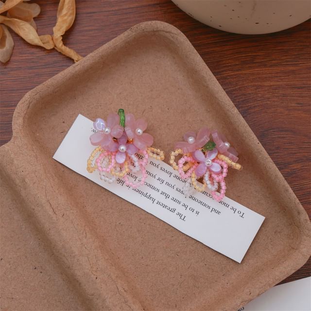 Faux Clip-On / Beaded Ear Flower Earring Pearl Stud