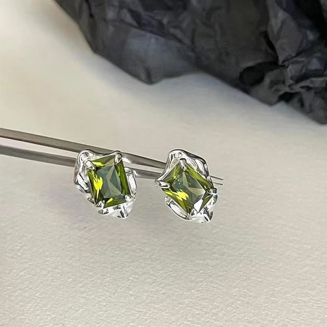 Stud Earring Gemstone