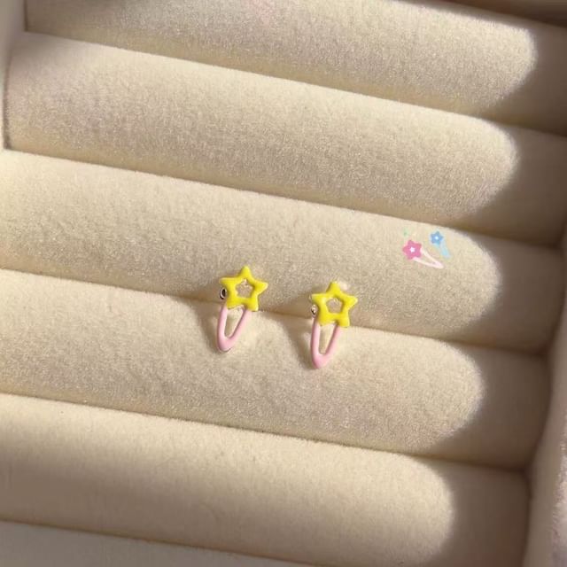 Earring Stud Star-Shaped