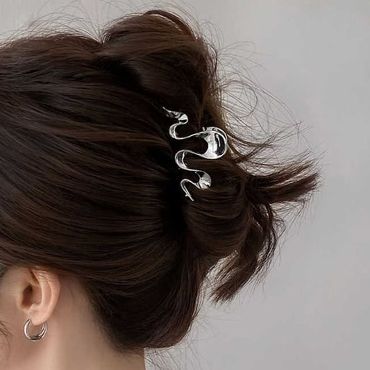 Alloy Wavy Claw Hair