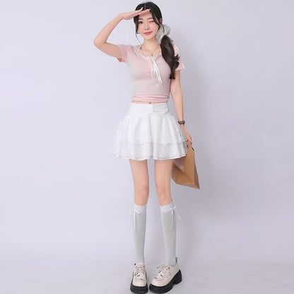 Layered Lace-Trimmed A-Line Mini Skirt at Mid Waist