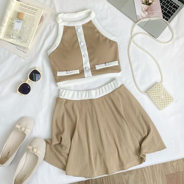 Two-Tone Sleeveless Crop Top Paired with A-Line Mini Skirt