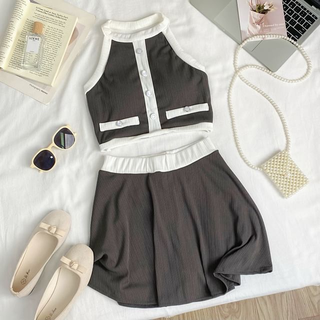 Two-Tone Sleeveless Crop Top Paired with A-Line Mini Skirt