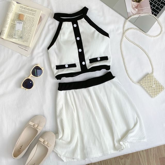 Two-Tone Sleeveless Crop Top Paired with A-Line Mini Skirt