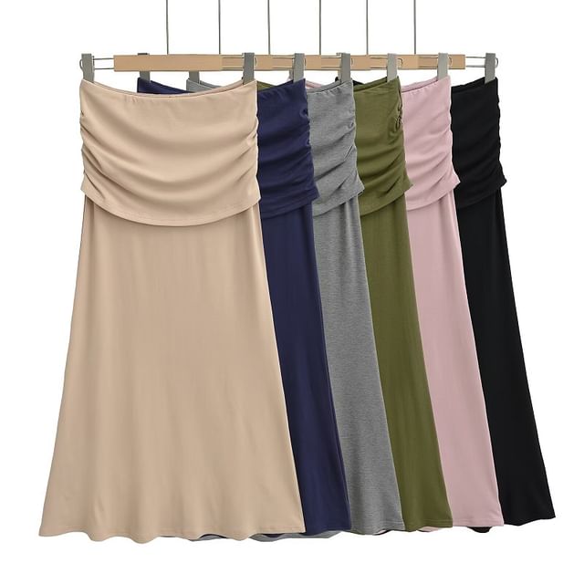 Ruched Panel Maxi Skirt with Sleek High Waist