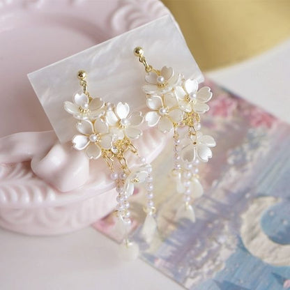 / 925 Drop Silver Pearl Flower Faux Sterling Clip-On Earring