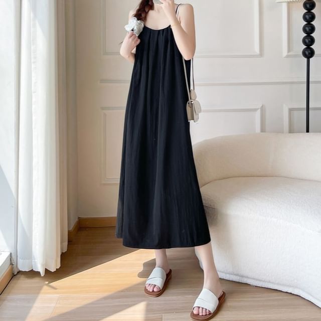 Scoop Neck Spaghetti Strap Plain A-Line Maxi Dress