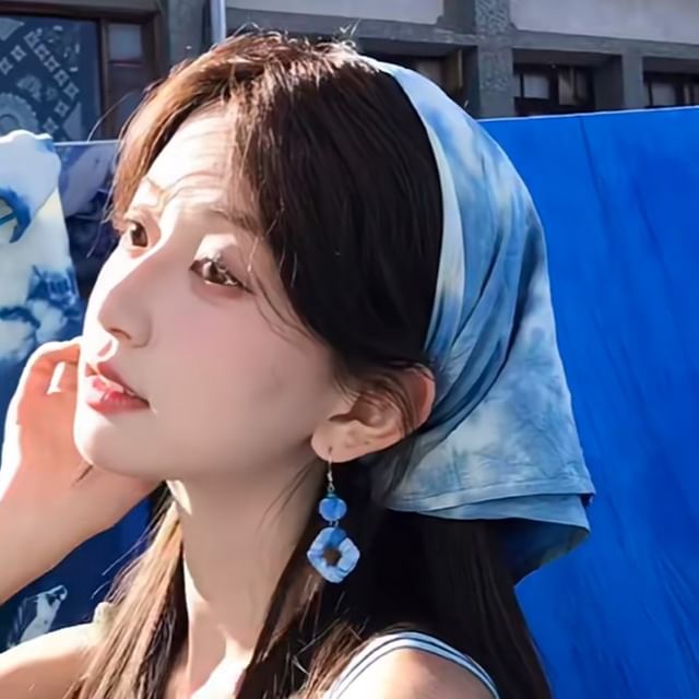 Tie Geometry Drop Dye Earring