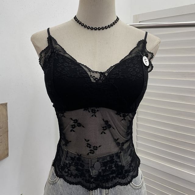 Padded Lace V-Neck Crop Camisole