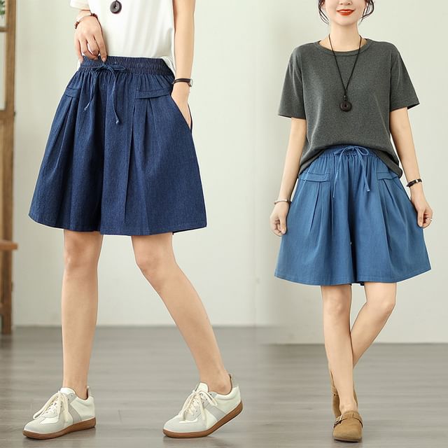 Drawstring Waist Washed Denim Shorts