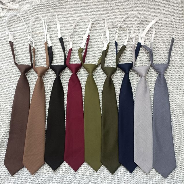 Plain Tie