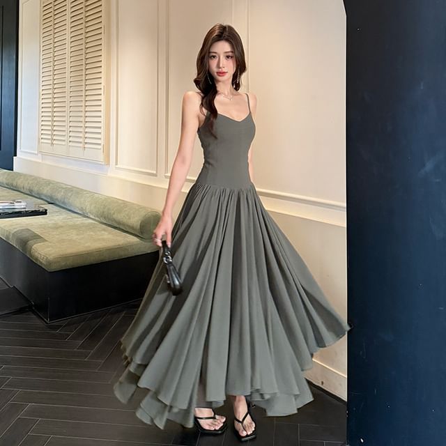 Spaghetti Strap V-Neck Plain Ruched Open Back Maxi A-Line Dress
