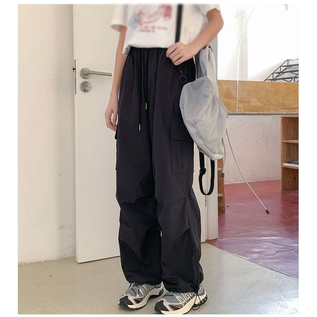 High Rise Plain Pocket Loose-Fit Wide-Leg Cargo Pants