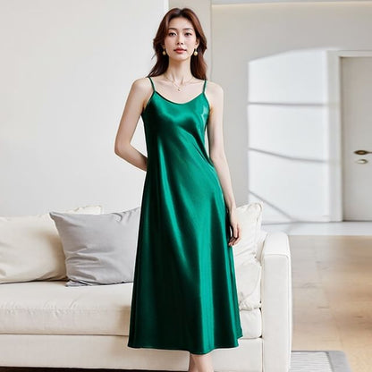 Spaghetti Strap Scoop Neck Plain Maxi Dress