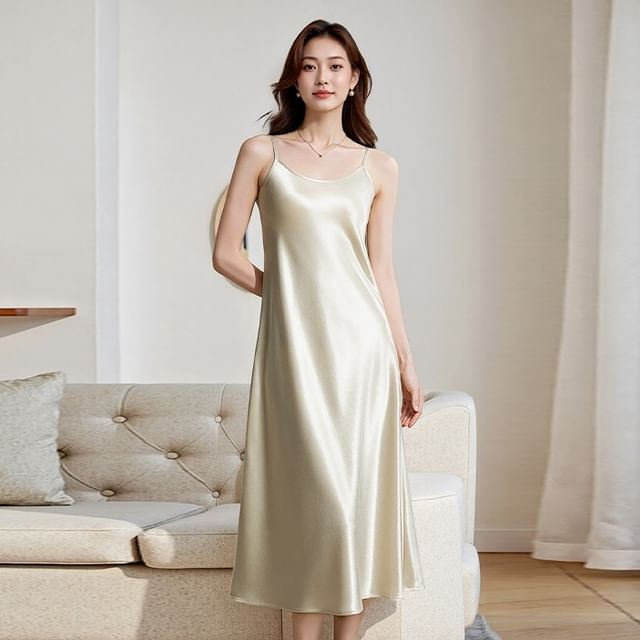 Spaghetti Strap Scoop Neck Plain Maxi Dress
