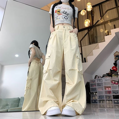 Mid Rise Plain Baggy Cargo Pants