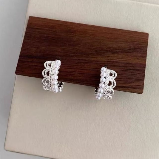 Huggie Earring Pearl Alloy Lace Faux