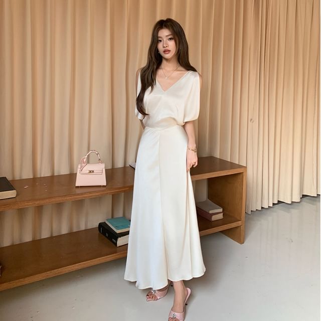 Satin V-Neck Sleeveless A-Line Maxi Dress