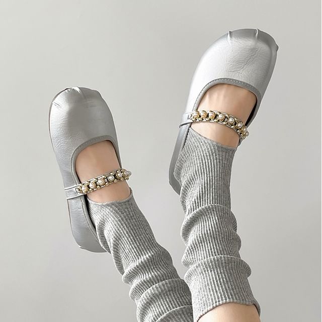 Faux Pearl Mary Jane Flats