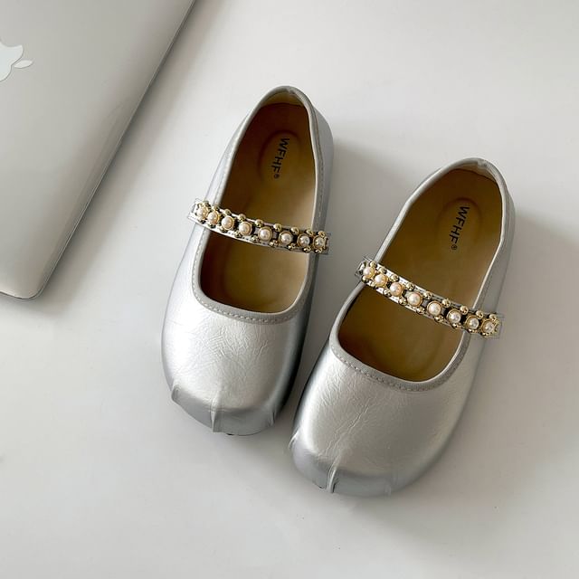 Faux Pearl Mary Jane Flats