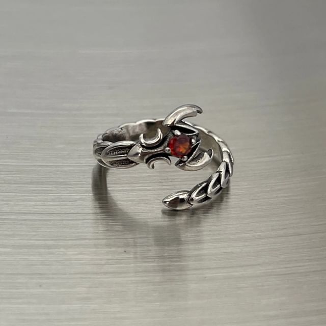 Gemstone Claw Ring