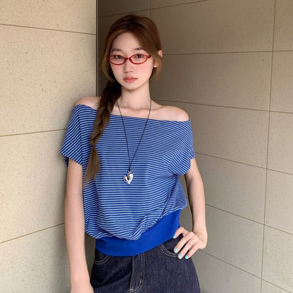 Striped Off-Shoulder Short-Sleeved Cropped Tee