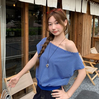 Striped Off-Shoulder Short-Sleeved Cropped Tee