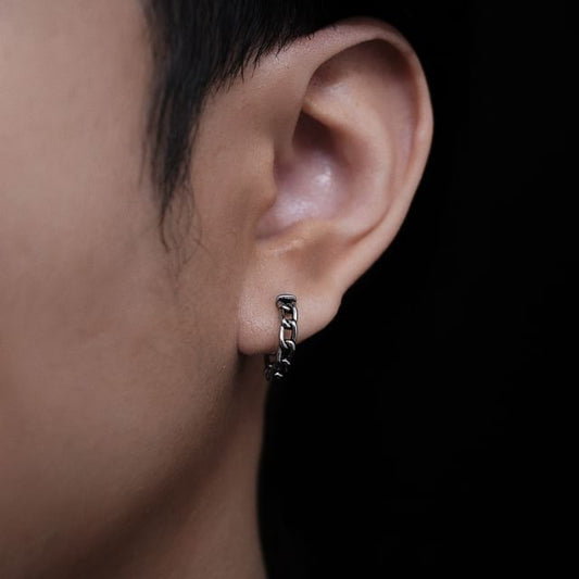 Chain Huggie Earring
