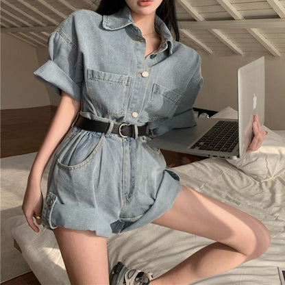 Short-Sleeved Collared Washed Denim Shirt & High-Waisted Shorts & Belt Set