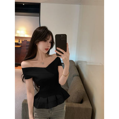 Short-Sleeved Off-Shoulder Plain Pleated Knit Top