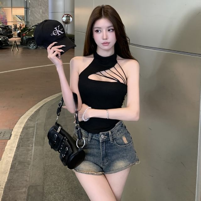 Halter Plain Cutout Cropped Slim-Fit Tank Top