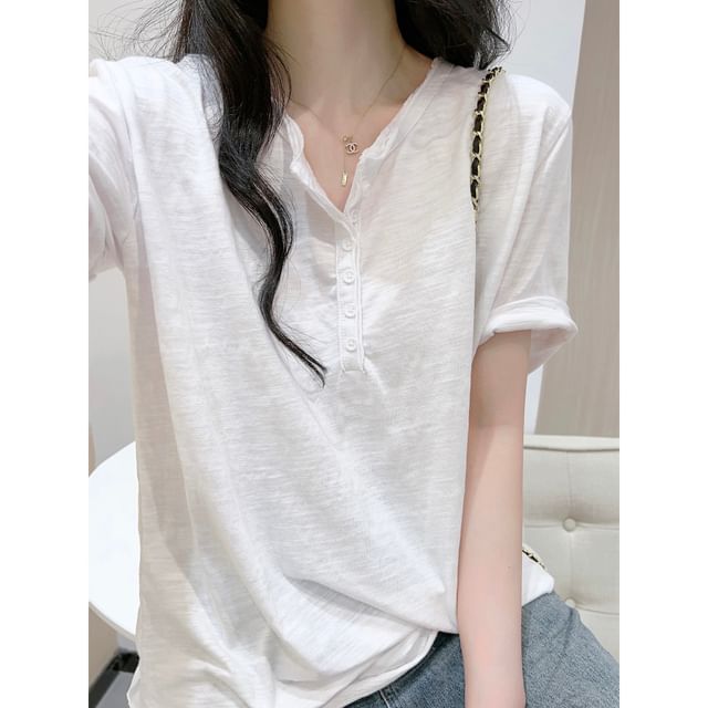 Plain Henley Short-Sleeved Shirt