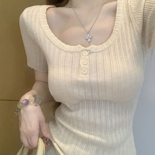 Henley Scoop-Neck Short-Sleeved Plain Knit Shirt