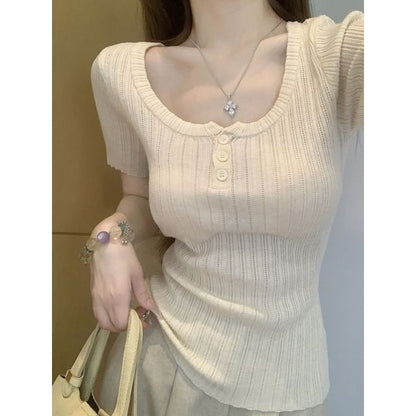 Henley Scoop-Neck Short-Sleeved Plain Knit Shirt