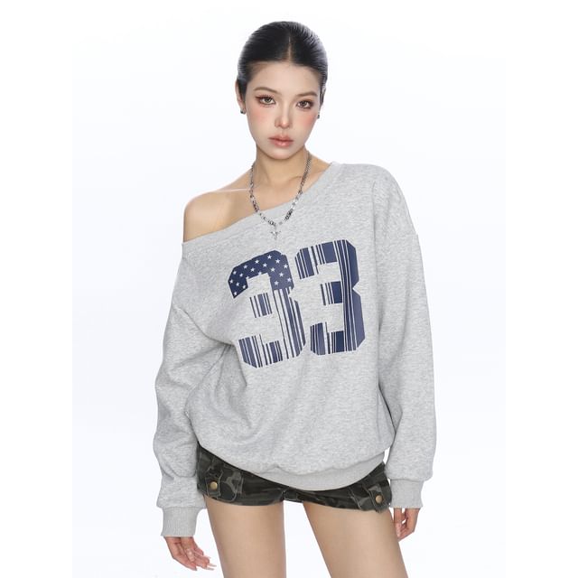 Numbered Cold-Shoulder Long-Sleeved Pullover