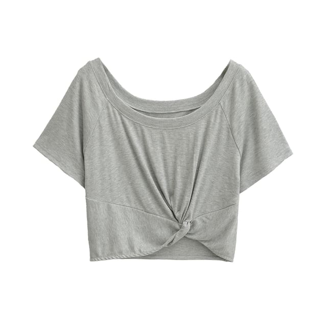 Plain Cold-Shoulder Short-Sleeved Knotted Cropped Tee