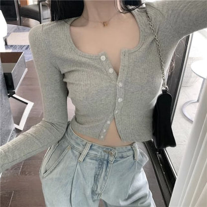 Ribbed Scoop-Neck Long-Sleeved Cropped Tee with Buttons
