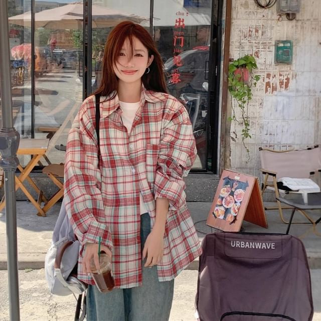 Plaid Collared Long-Sleeved Button-Up Shirt