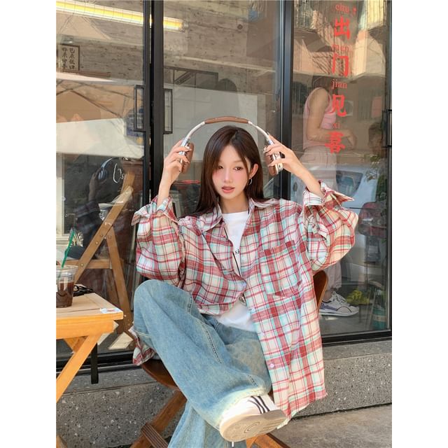 Plaid Collared Long-Sleeved Button-Up Shirt