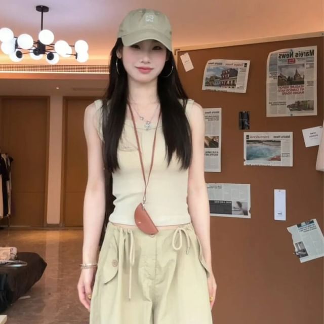 Plain Cropped Tank Top