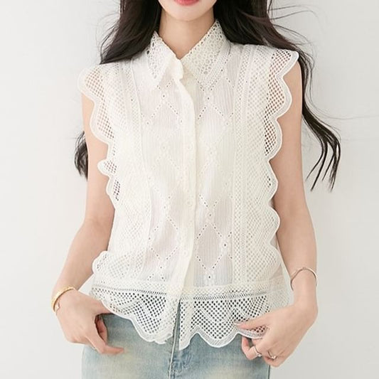 Lace Collared Button-Up Sleeveless Blouse