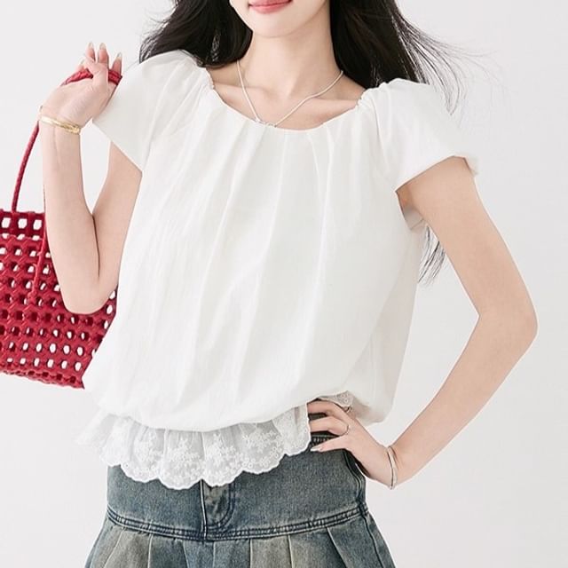 Lace-Paneled Ruched Round-Neck Short-Sleeved Blouse