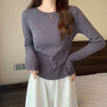Plain Round-Neck Long-Sleeved Tee